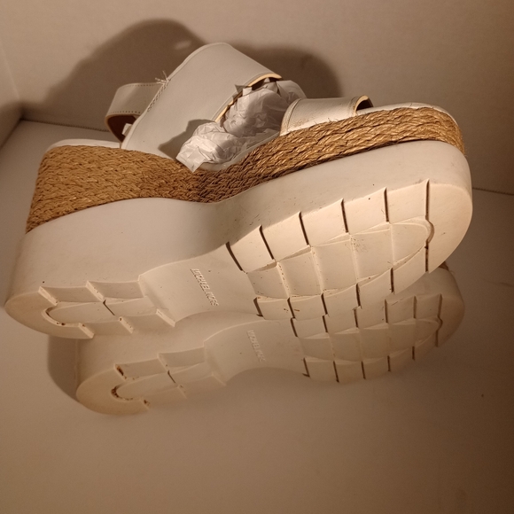 Michael Kors Sandal's - Picture 10 of 10